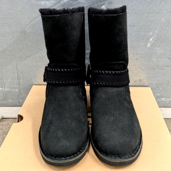 UGG Cedric Water Resistant Black Suede Sheepskin Buckle Boots Size 6 NEW - Picture 7 of 15